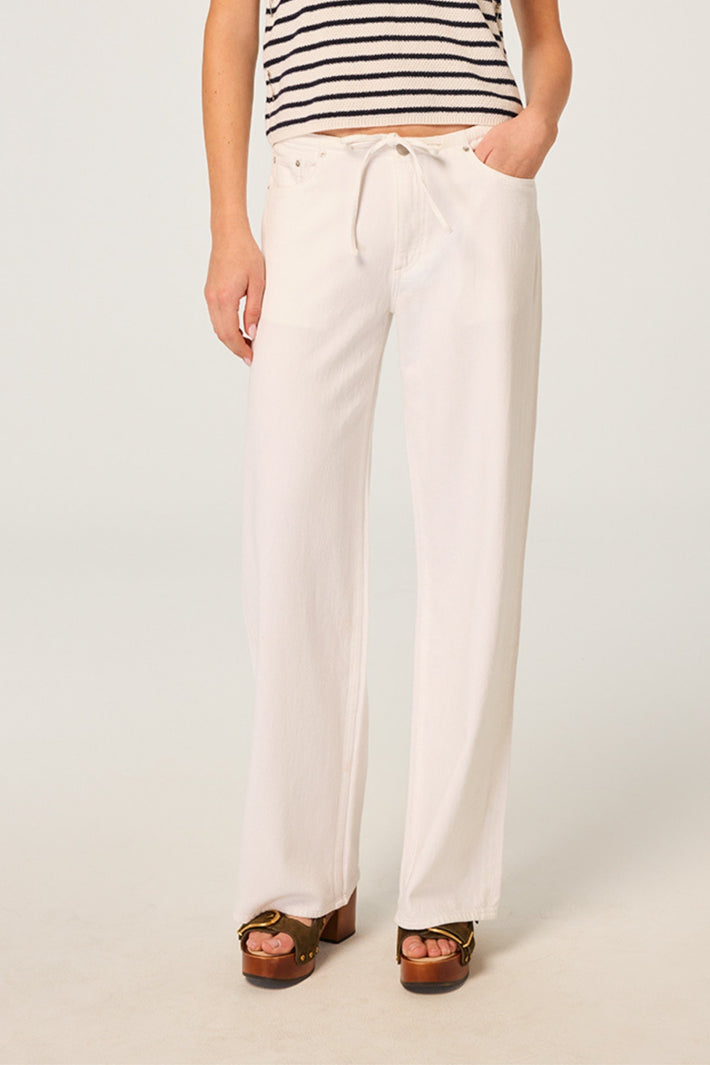 Sienna Low Slung Wide Leg Jean - White Aura