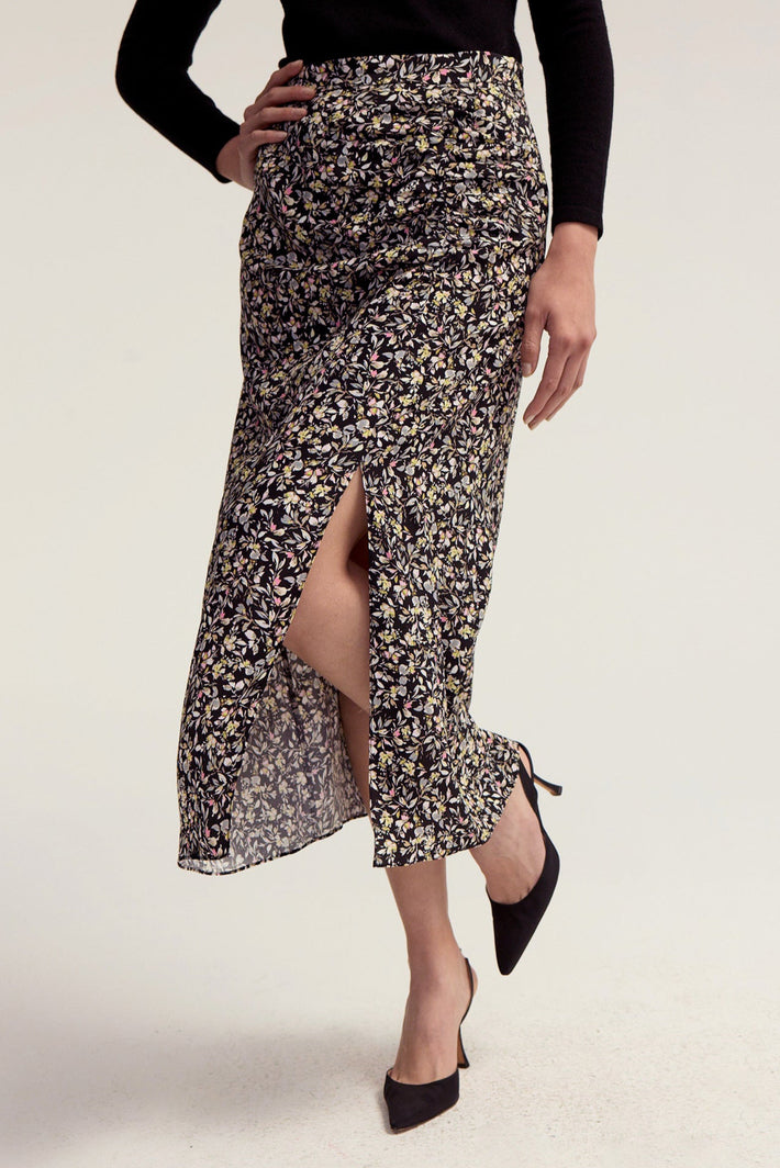 Serrana Skirt - Black Flores